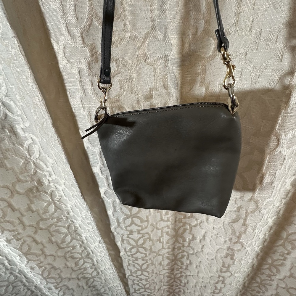 Charming Charlie Green leather crossbody Purse